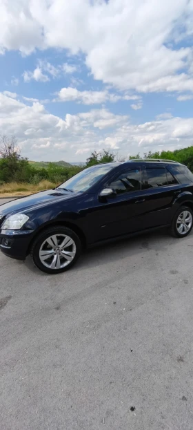 Обява за продажба на Mercedes-Benz ML 320 Джип  ~21 700 лв. - изображение 3