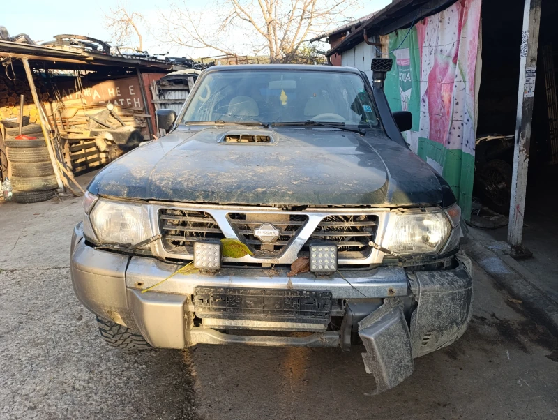 Nissan Patrol 3.0D ръчка, снимка 1 - Автомобили и джипове - 48018393