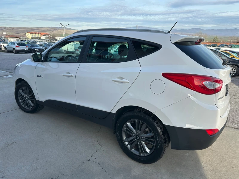 Hyundai IX35 1.7CRDi SENSATION, снимка 3 - Автомобили и джипове - 52727251