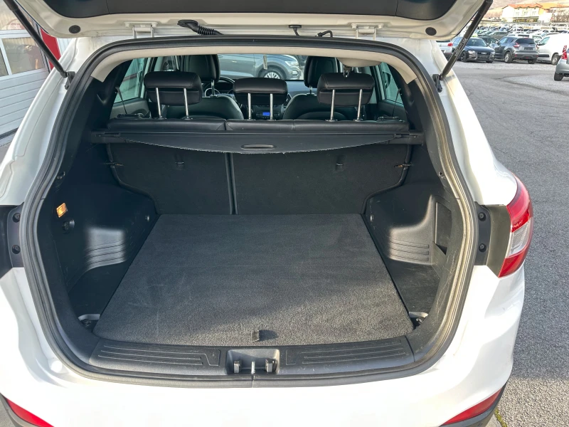 Hyundai IX35 1.7CRDi SENSATION, снимка 13 - Автомобили и джипове - 52727251