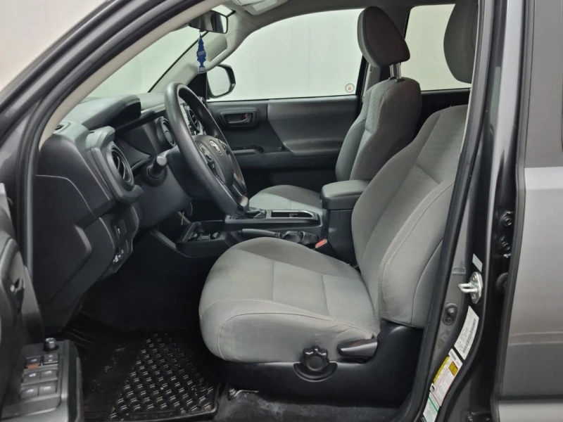 Toyota Tacoma CARFAX* АВТОФИНАНСИРАНЕ* БЕЗ ПЪРВОНАЧАЛНА ВНОСКА* , снимка 5 - Автомобили и джипове - 52745599