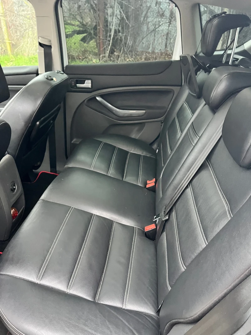 Ford Kuga, снимка 9 - Автомобили и джипове - 52859289