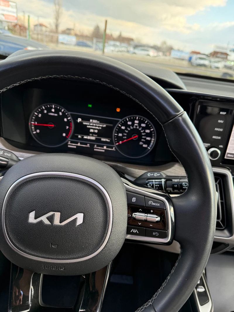 Kia Sorento X-LINE 2.5 AWD 6+ 1, снимка 10 - Автомобили и джипове - 52919188