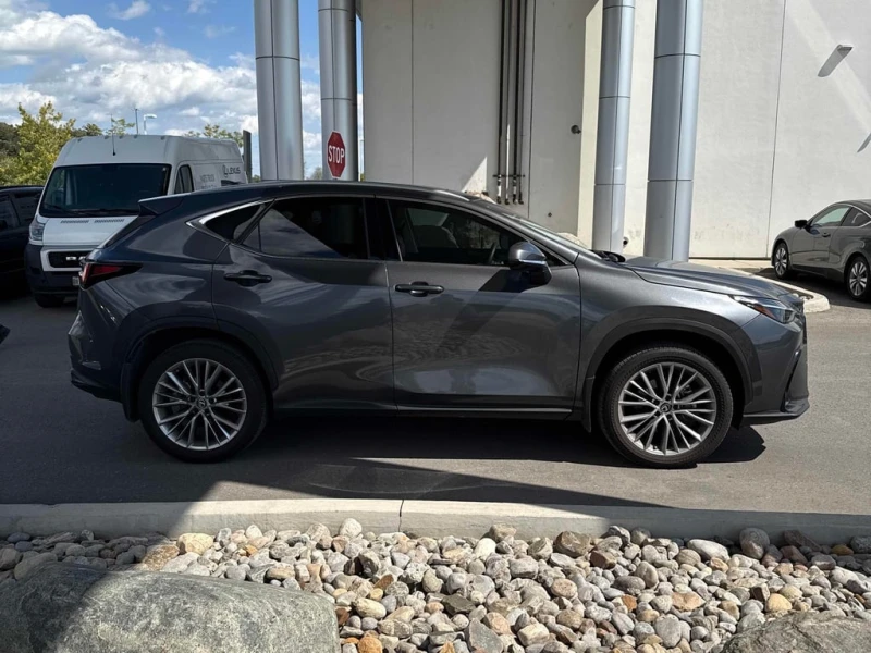 Lexus NX * 350 Luxury AWD * CARFAX * БЕЗ ПЪРВОНАЧАЛНА ВНОСК, снимка 3 - Автомобили и джипове - 52950458