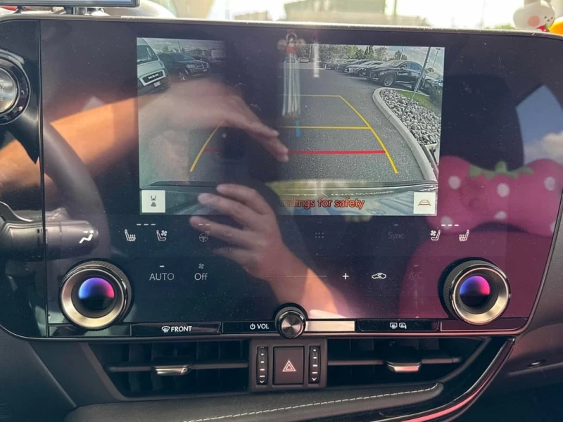 Lexus NX * 350 Luxury AWD * CARFAX * БЕЗ ПЪРВОНАЧАЛНА ВНОСК, снимка 10 - Автомобили и джипове - 52950458