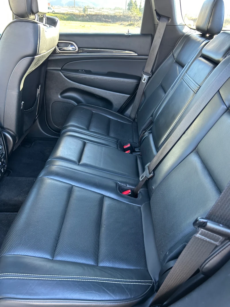 Jeep Grand cherokee Overland 3.6 ГАЗ, снимка 11 - Автомобили и джипове - 53060504