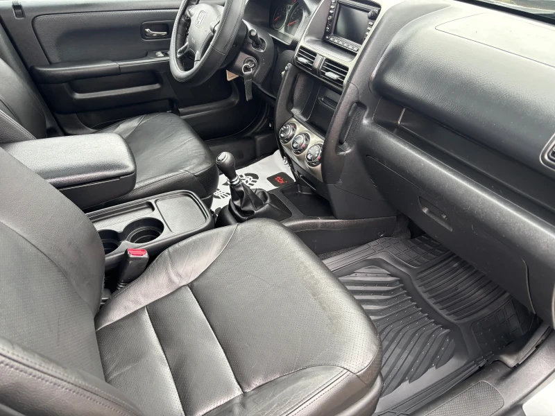 Honda Cr-v 2006+ ФЕЙС+ 2.2D+ 6 ск+ НАВИ+ КОЖА+ 4* 4+ НОВИ ГУМ, снимка 15 - Автомобили и джипове - 53414337
