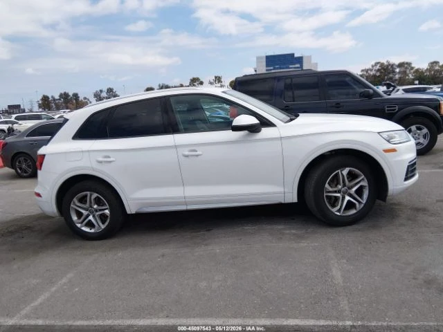 Audi Q5 2.0t Premium, снимка 13 - Автомобили и джипове - 55089482