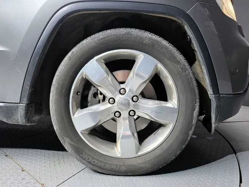 Jeep Cherokee 3.0 Diesel Overland Wk2, снимка 5 - Автомобили и джипове - 55926579