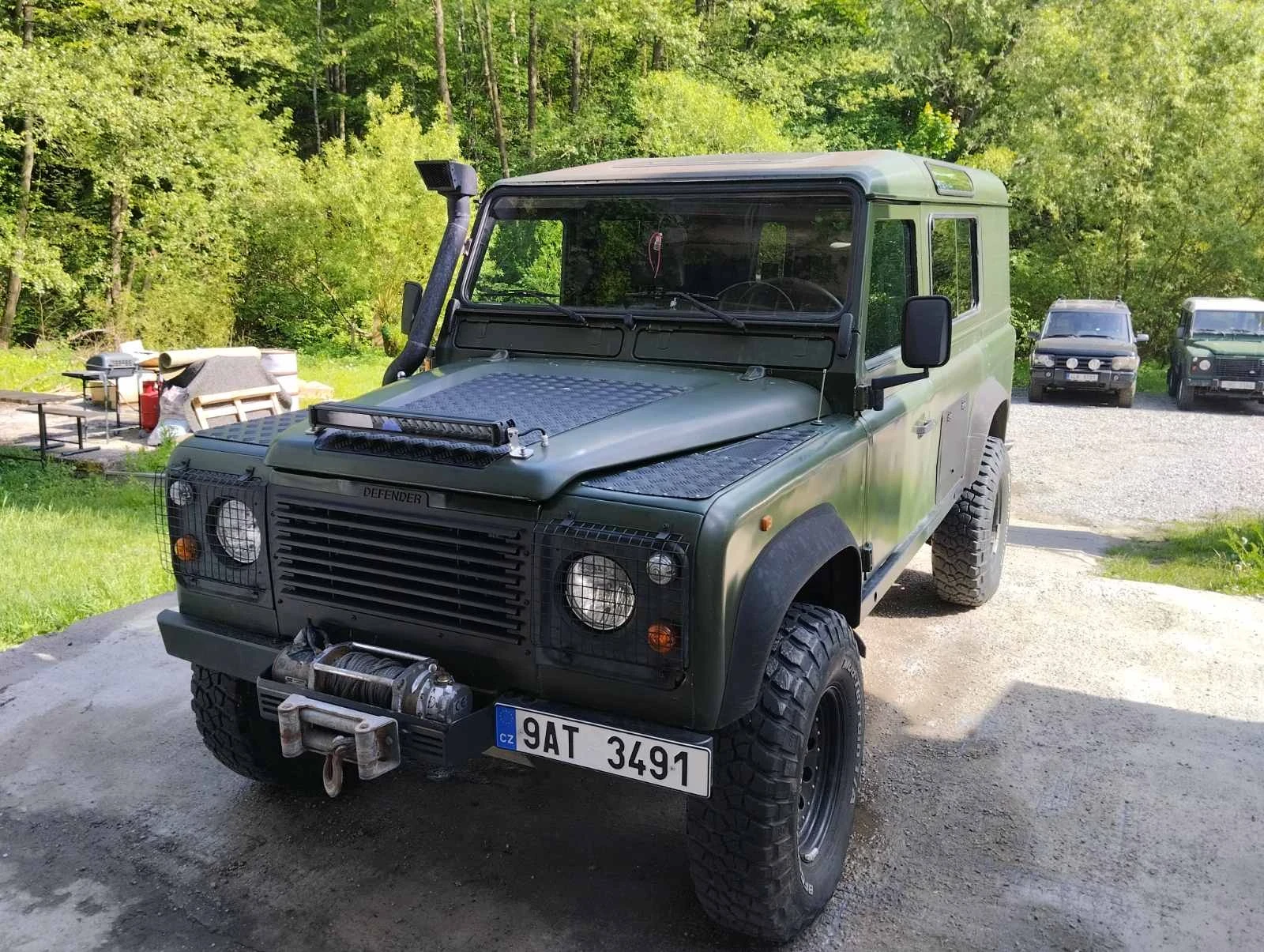 Land Rover Defender 110/300TDI - изображение 2