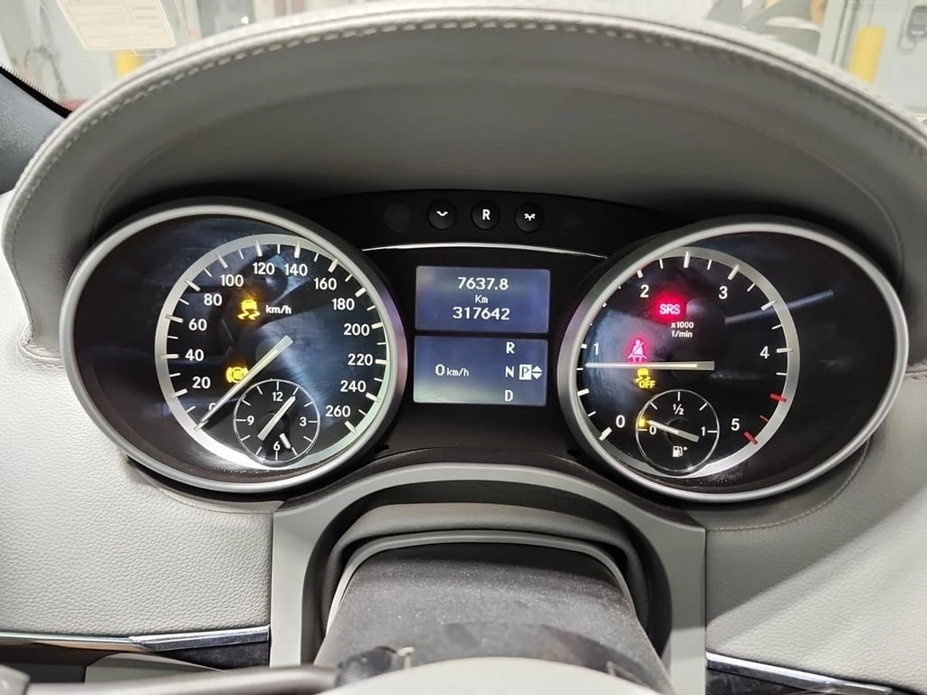 Mercedes-Benz GL * 350 BLUETEC * CARFAX * БЕЗ ПЪРВОНАЧАЛНА ВНОСКА - изображение 9