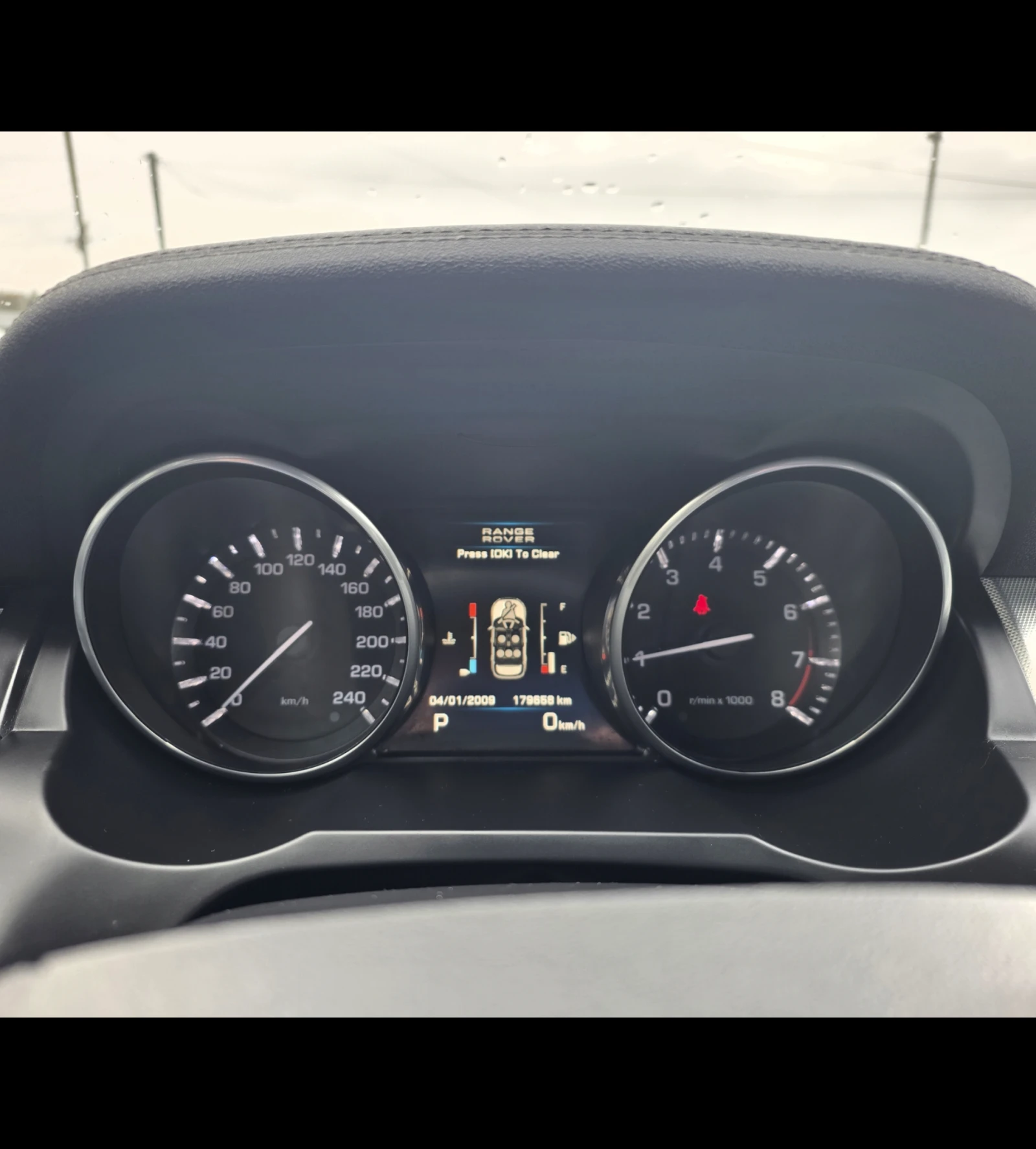 Land Rover Range Rover Evoque 2.0SI4-241к.с-EURO 5b-4x4-НАВИГАЦИЯ-ШВЕЙЦАРИЯ - изображение 9