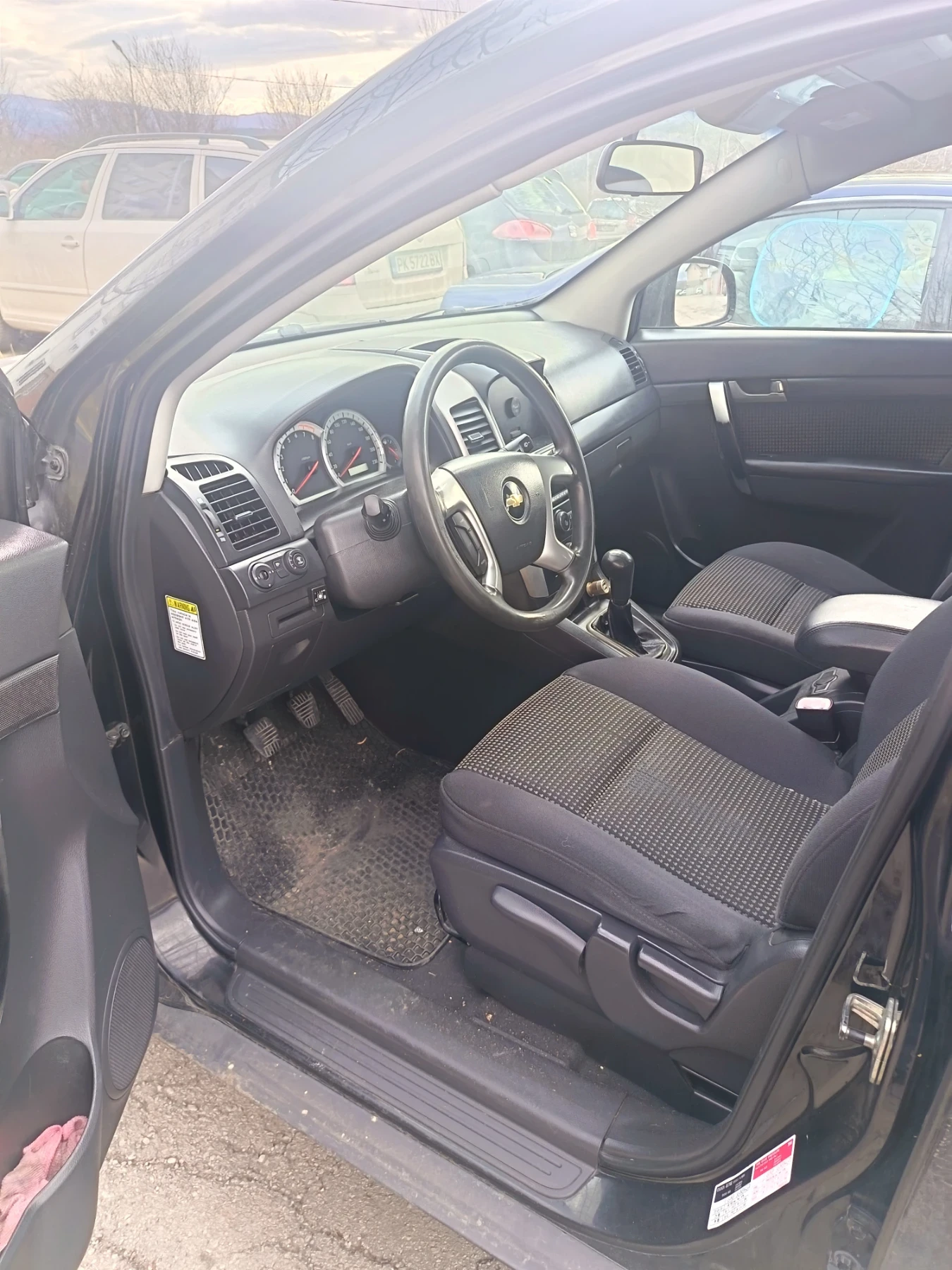 Chevrolet Captiva, снимка 4 - Автомобили и джипове - 53764144