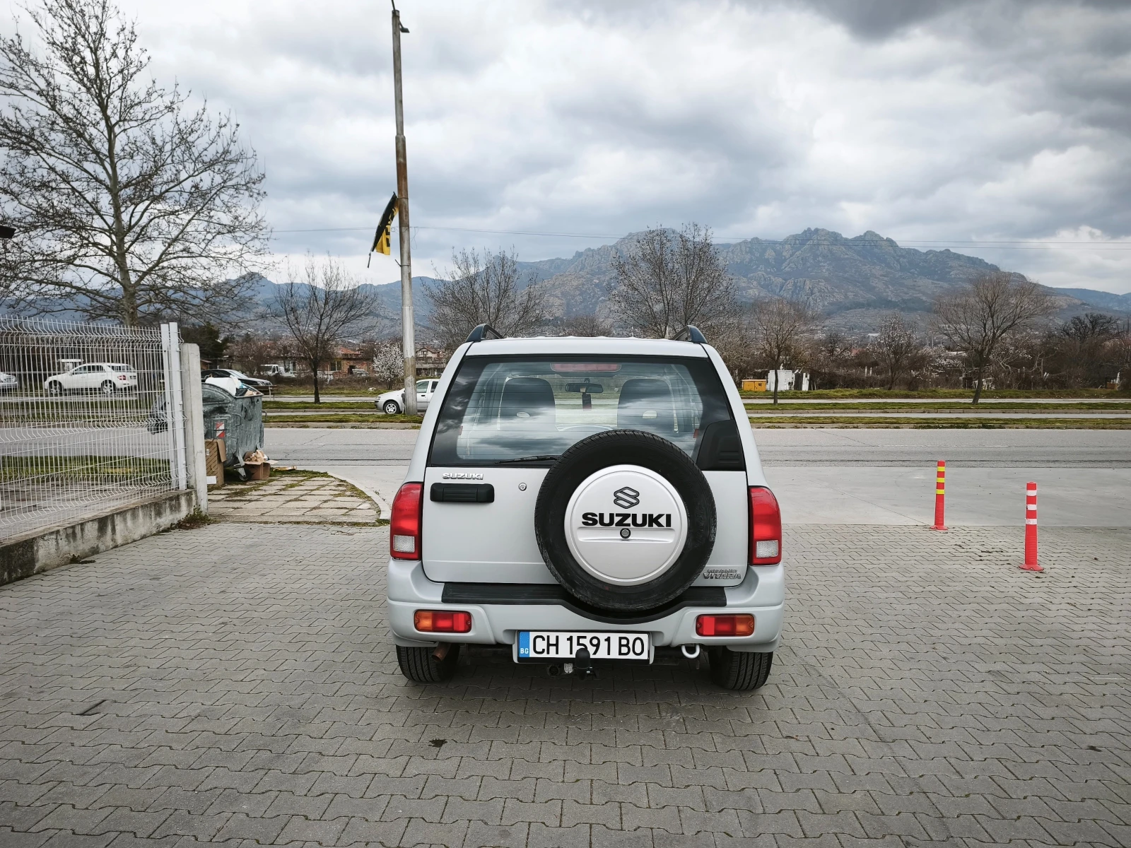 Suzuki Grand vitara КАТО НОВА, снимка 6 - Автомобили и джипове - 53894662