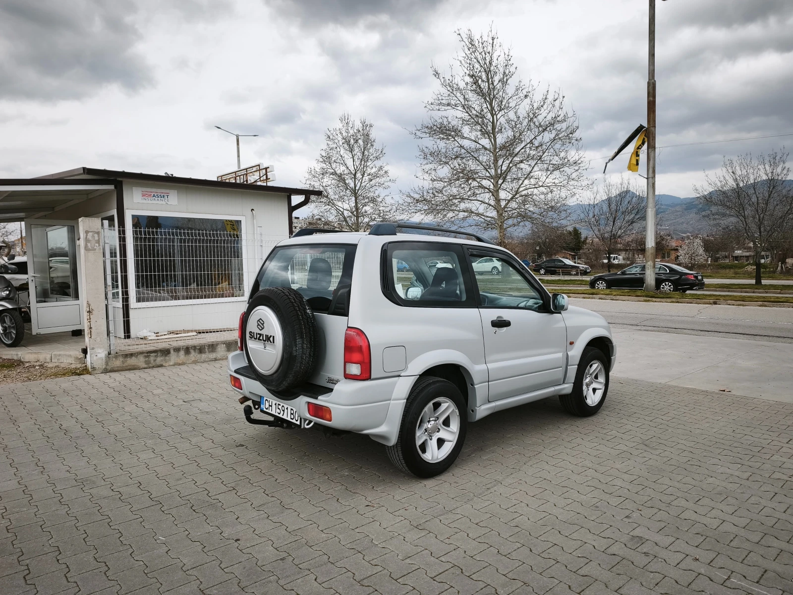 Suzuki Grand vitara КАТО НОВА, снимка 5 - Автомобили и джипове - 53894662