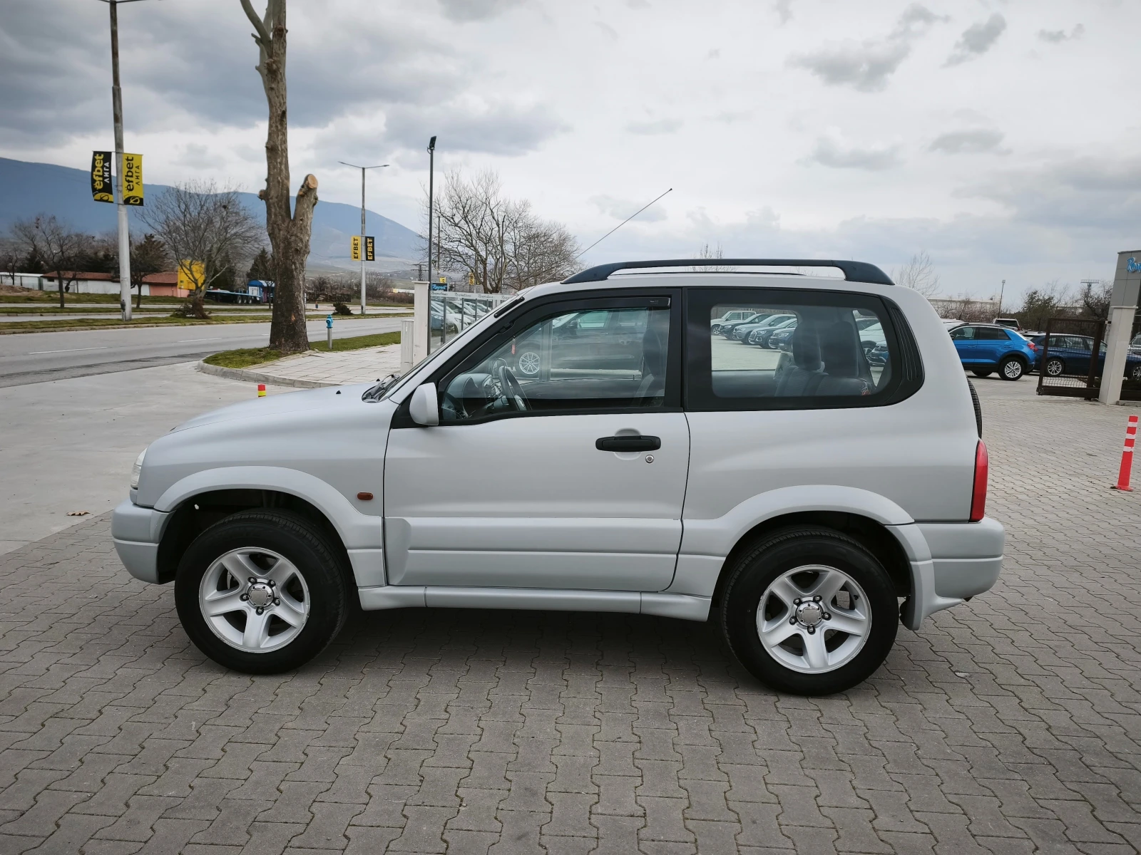 Suzuki Grand vitara КАТО НОВА, снимка 8 - Автомобили и джипове - 53894662