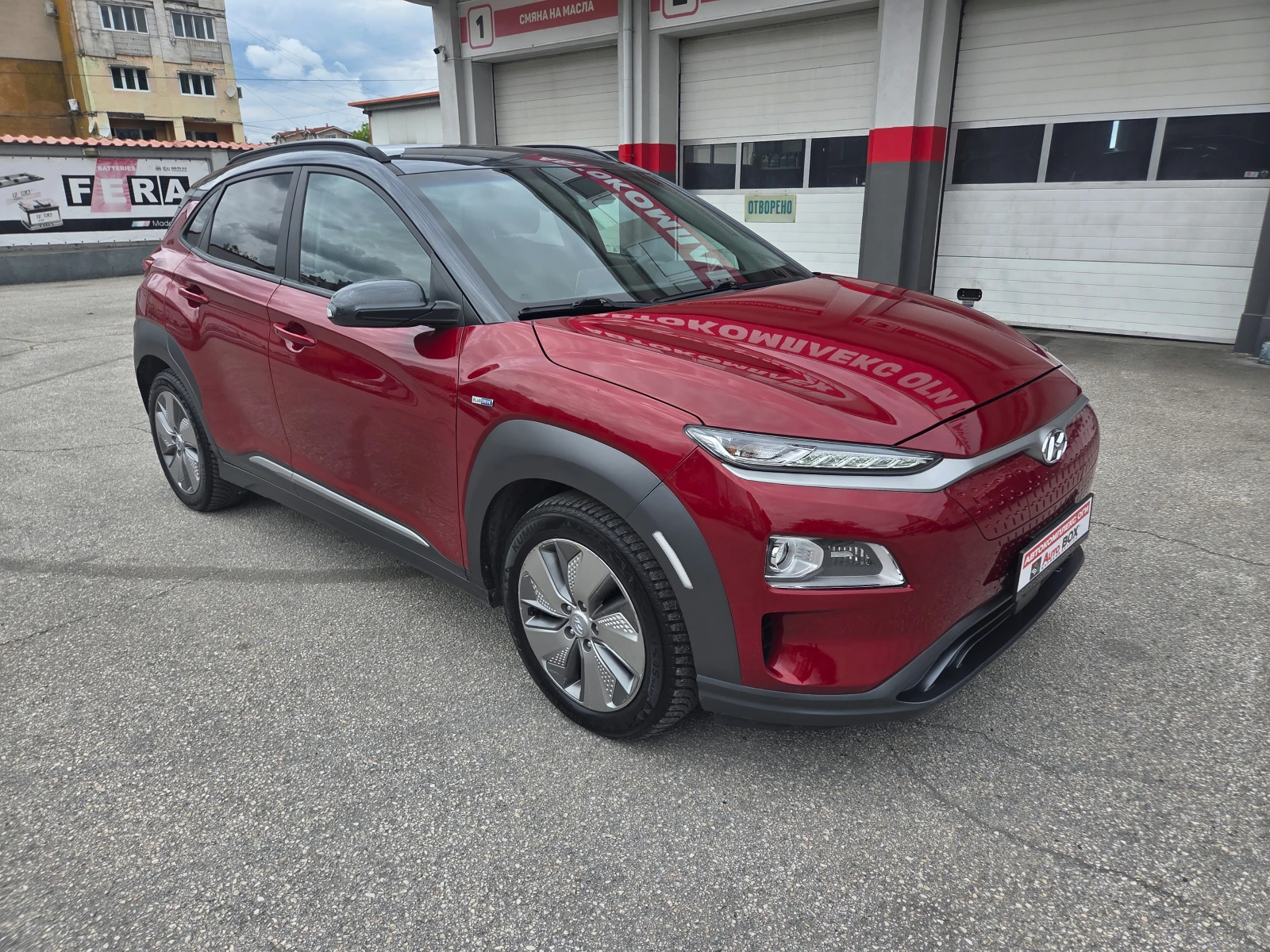 Hyundai Kona 64kWh/Premium/Head-Up/Термопомпа/Distronic/KRELL, снимка 7 - Автомобили и джипове - 54378565