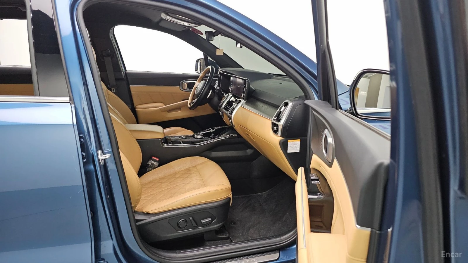 Kia Sorento HEV-1.6/SIGNATURE/DRIVE-ASSISTS/DIGITAL, снимка 16 - Автомобили и джипове - 55615684
