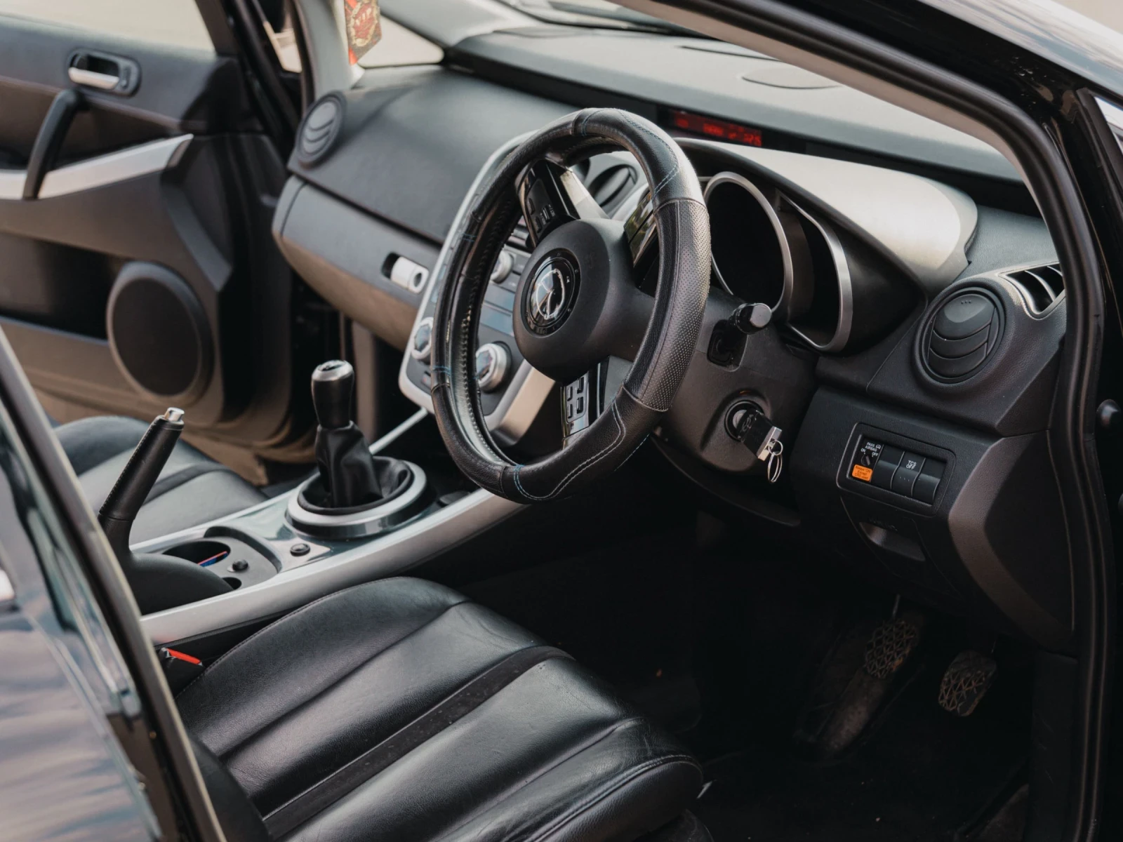 Mazda CX-7 2.3 Turbo, снимка 5 - Автомобили и джипове - 56629660