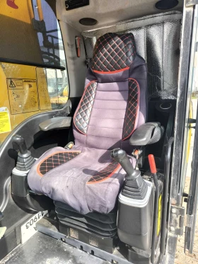 Багер JCB JS220LC, снимка 12