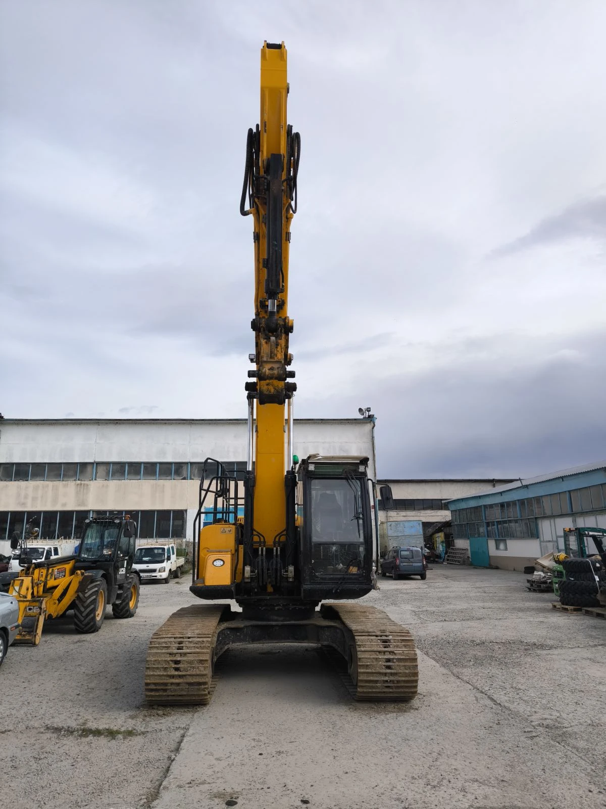 Багер JCB JS220LC - изображение 5