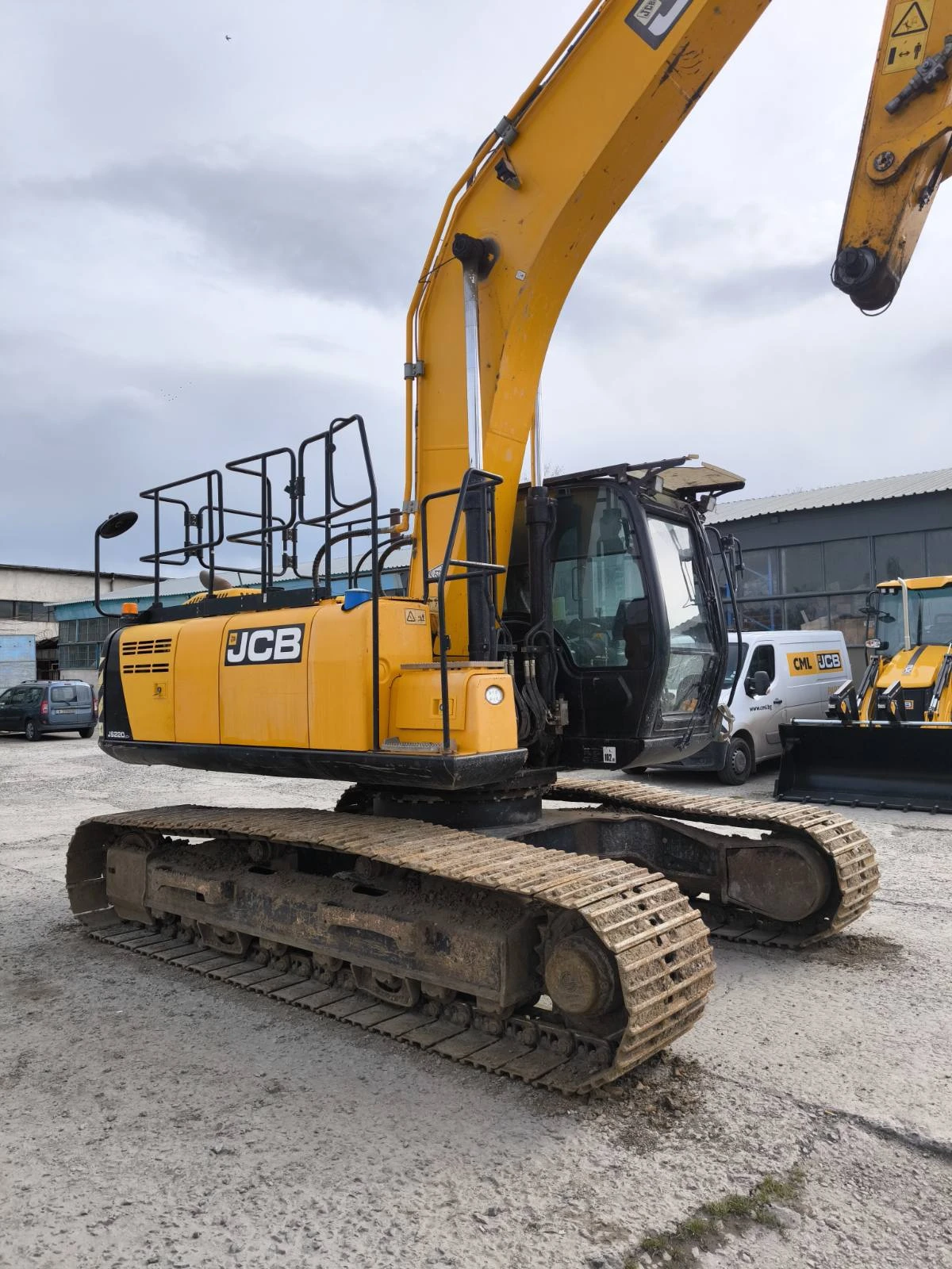 Багер JCB JS220LC - изображение 4