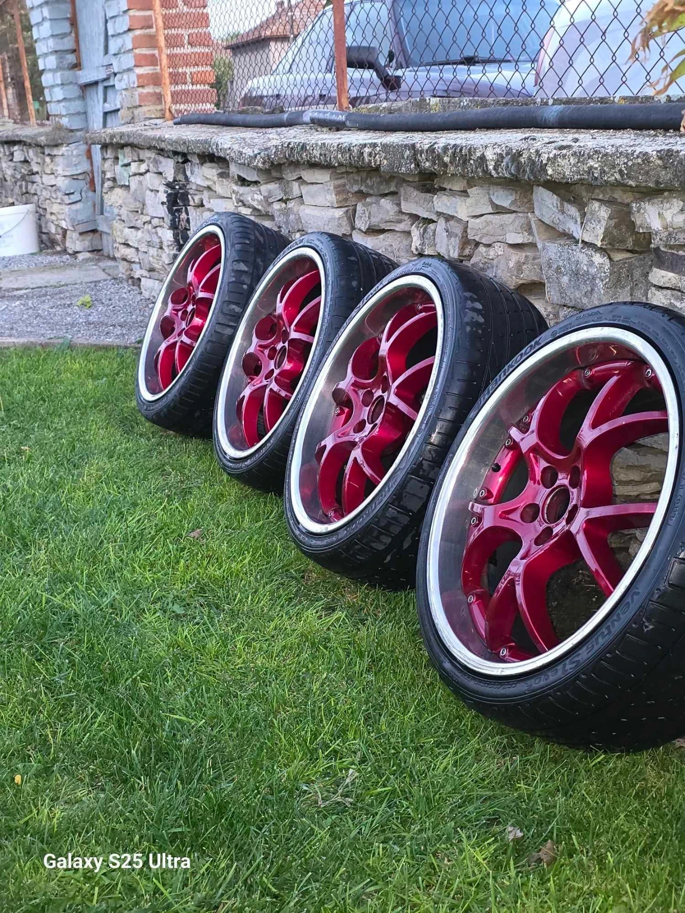 ���� � ������ 225/35R19 | Mobile.bg � ����������� 1