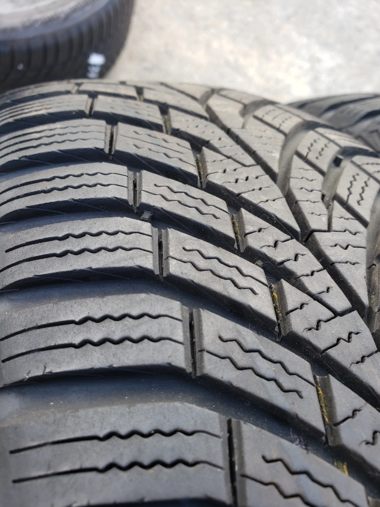 ���� 195/65R15 | Mobile.bg � ����������� 2