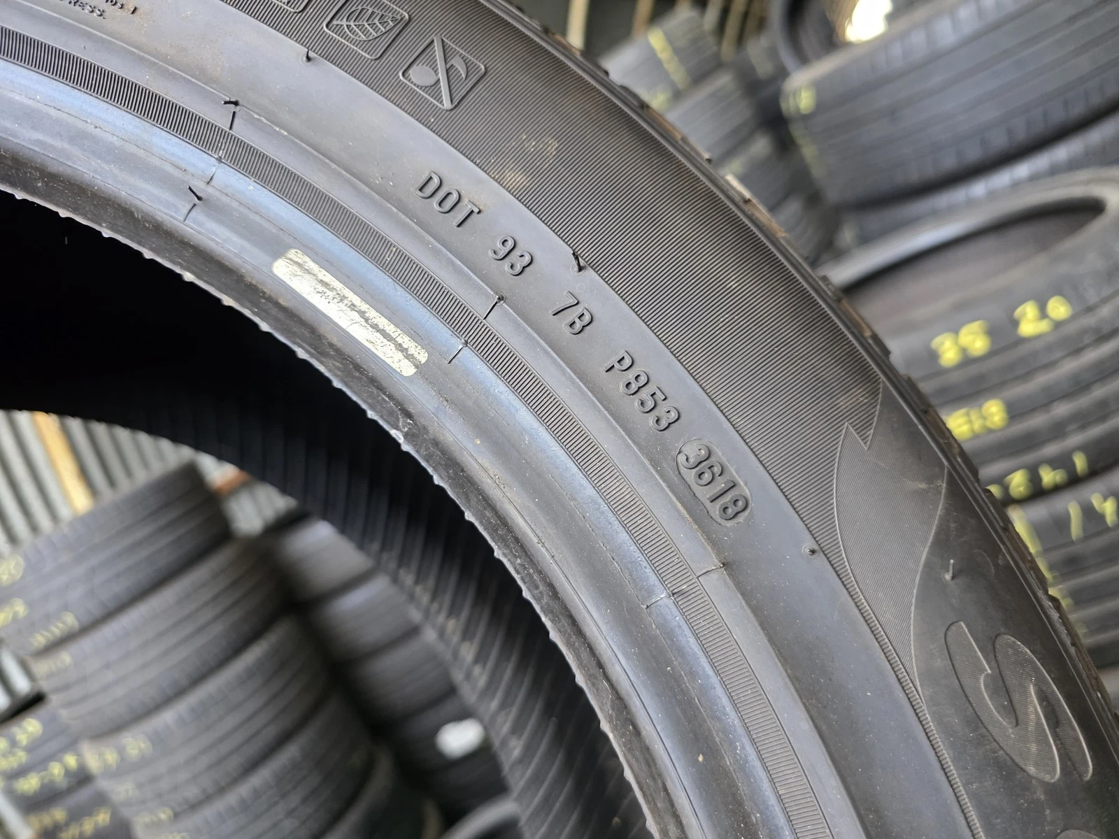 Гуми Зимни 275/45R20, снимка 7 - Гуми и джанти - 56725093