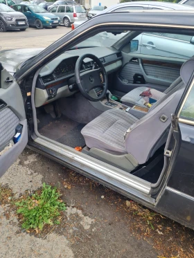Mercedes-Benz 124, снимка 8