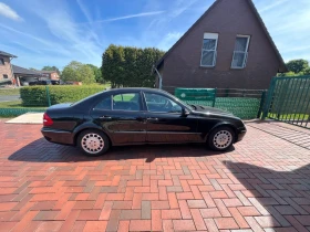 Mercedes-Benz E 220, снимка 4