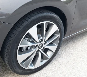 Hyundai I30 1.4-140��. ������-�������-���������� | Mobile.bg � ����� ������ 8