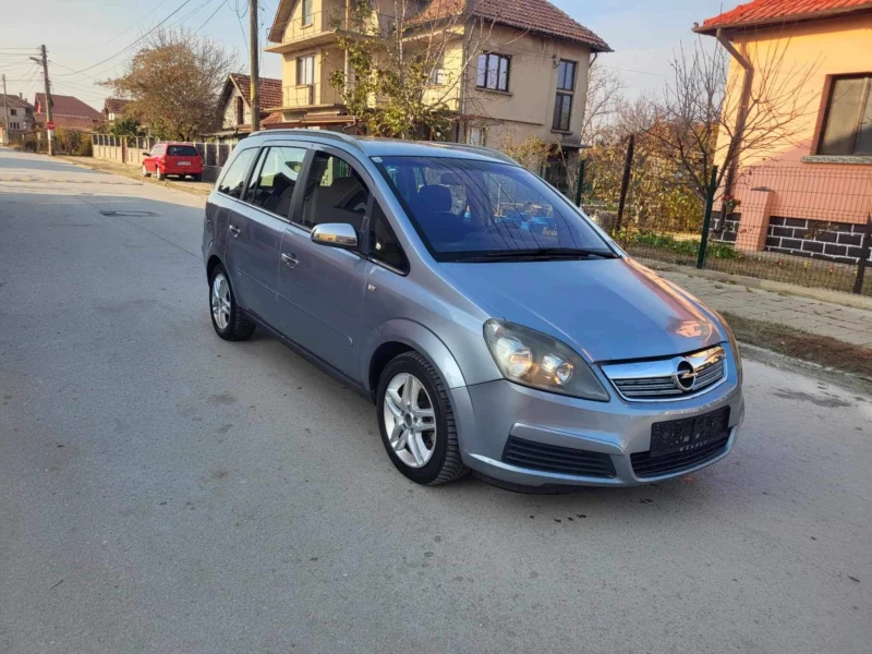 Opel Zafira 1.9 cdti, снимка 3 - Автомобили и джипове - 47972344