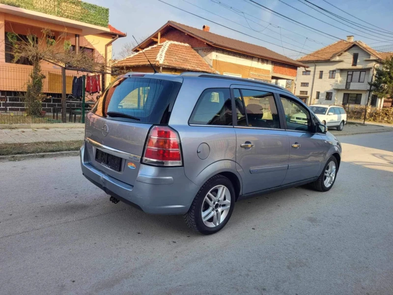 Opel Zafira 1.9 cdti, снимка 6 - Автомобили и джипове - 47972344