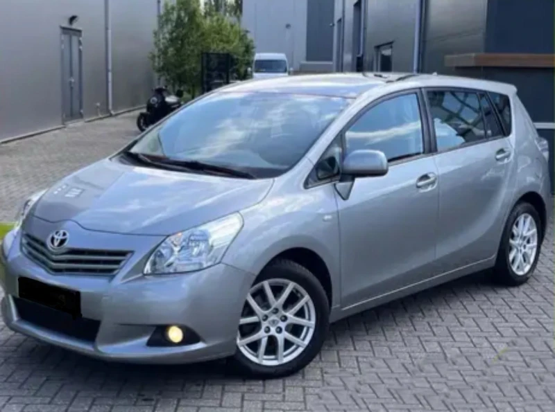 Toyota Verso 1, 8i-147к.с/6+ 1/ПАНОРАМА/КАМЕРА/NAVI/КАТО НОВ!!!, снимка 1 - Автомобили и джипове - 48087472