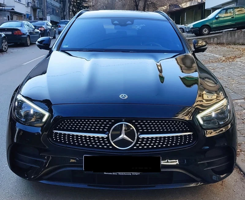 Mercedes-Benz E 400 E400d 4MATIC AMG - NIGHT, снимка 1 - Автомобили и джипове - 48338104