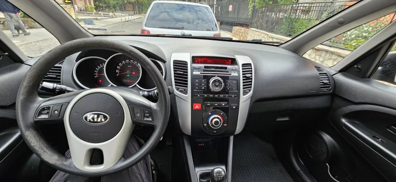 Kia Venga, снимка 5 - Автомобили и джипове - 52383798