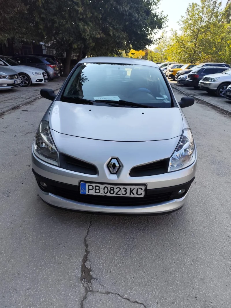 Renault Clio 1.2 бензин