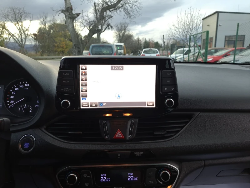 Hyundai I30 1.6 CRDI, снимка 9 - Автомобили и джипове - 52562866