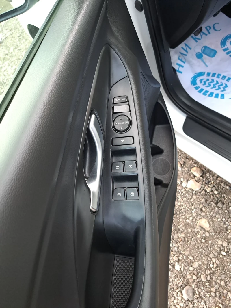 Hyundai I30 1.6 CRDI, снимка 11 - Автомобили и джипове - 52562866