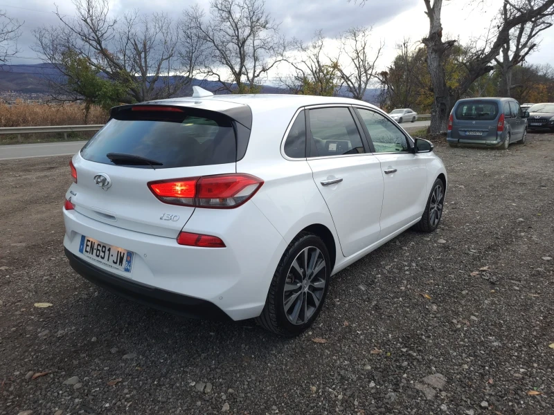 Hyundai I30 1.6 CRDI, снимка 6 - Автомобили и джипове - 52562866
