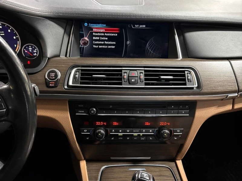 BMW 750 4dr Sdn ALPINA B7 xDrive LWB AWD  CARFAX, снимка 9 - Автомобили и джипове - 53030764