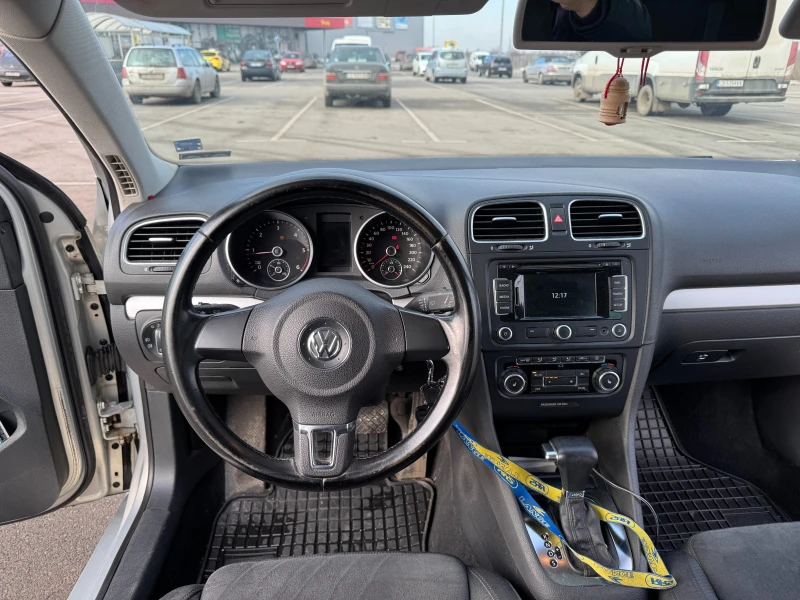 VW Golf 2.0 тди, снимка 12 - Автомобили и джипове - 53279743