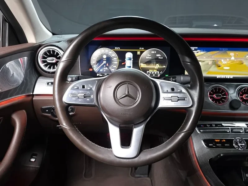 Mercedes-Benz CLS 400 4MATIC - САМО 30% АВАНС, снимка 13 - Автомобили и джипове - 56116228