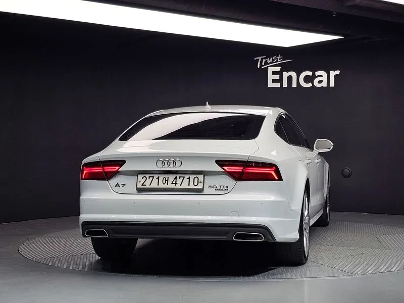 Audi A7 3.0 TDI Quattro - САМО 30% АВАНС, снимка 4 - Автомобили и джипове - 56158760