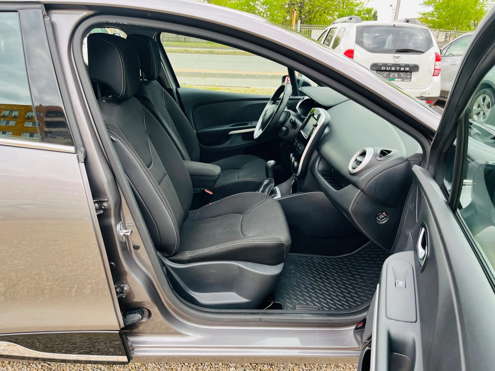 Renault Clio 1.2i BI-FUEL   | Mobile.bg   12