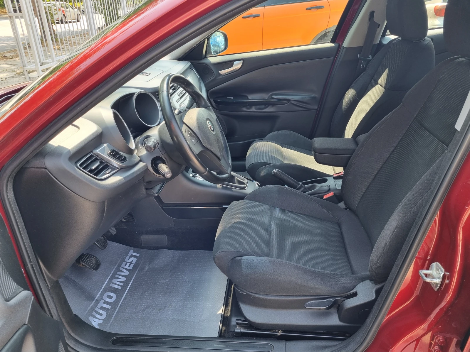 Alfa Romeo Giulietta КАТО НОВA - изображение 9