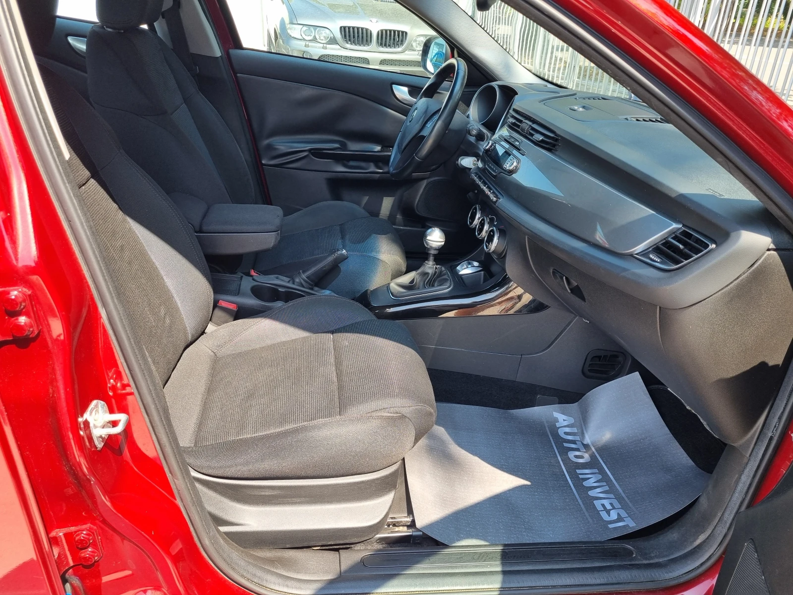 Alfa Romeo Giulietta  A | Mobile.bg   14