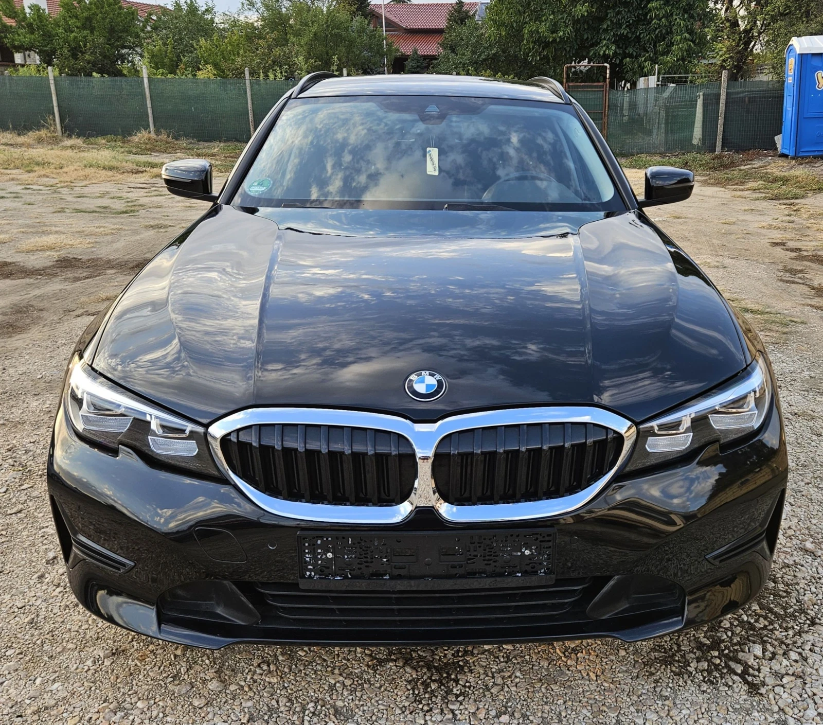 BMW 320 2.0 d...MILD HIBRID  - изображение 2