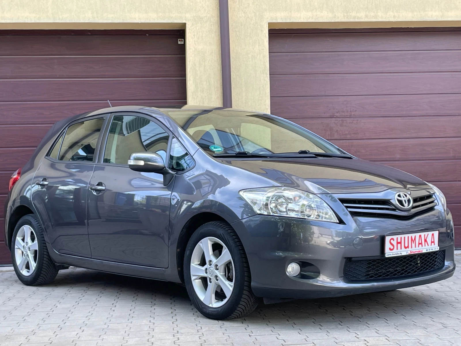 Toyota Auris 1.6vvt-i-132ps-127хил.км - изображение 2
